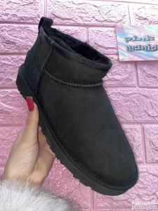 PLITKE CIZME UGG CIZME, Nove Papuce Crne Boje; Uggsice Nove