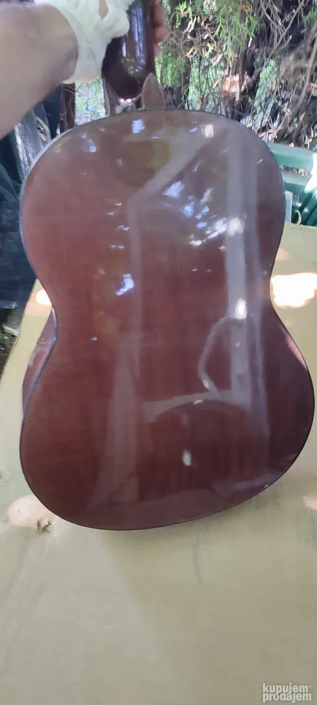 gitara akusticna yamaha cg-110a