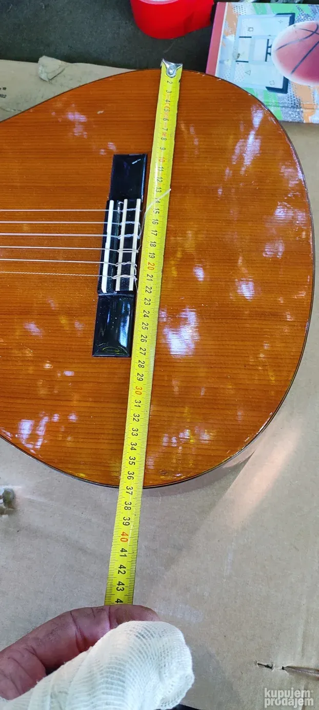 gitara akusticna yamaha cg-110a