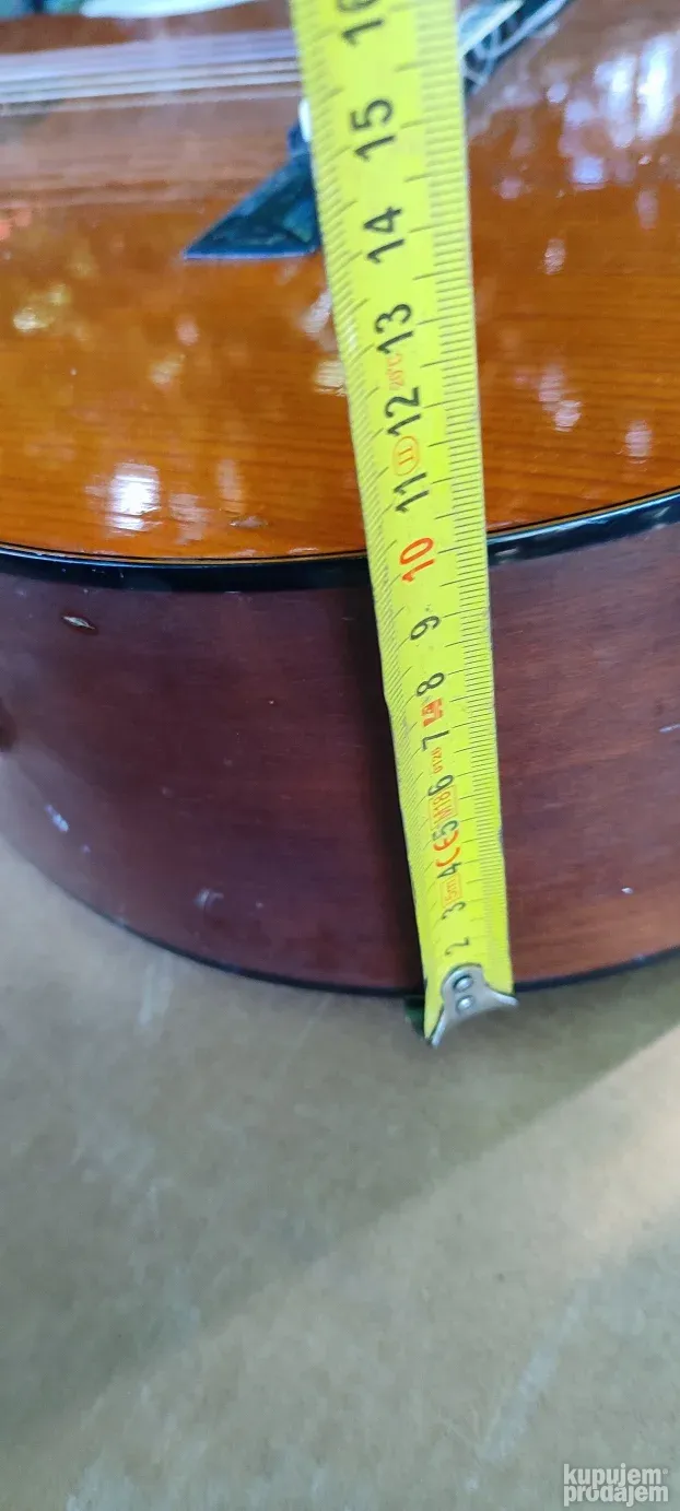 gitara akusticna yamaha cg-110a