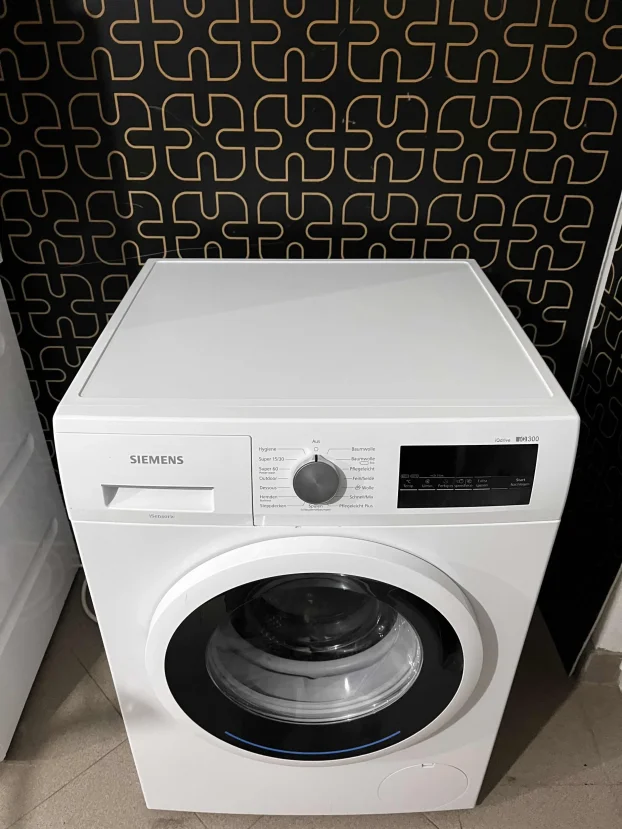 Veš mašina Siemens iq300