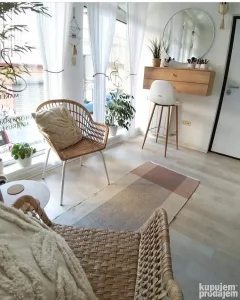 Šumatovacka, Hram svetog Save, 13 m²