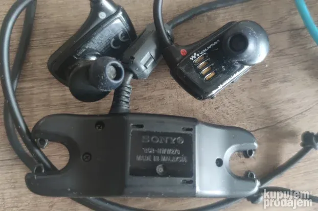 Sony BCR-NWW270 Walkman Waterproof Sports MP3 Player 4Gb