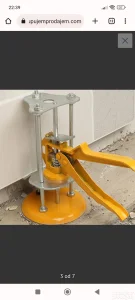 Nivelator za plocice