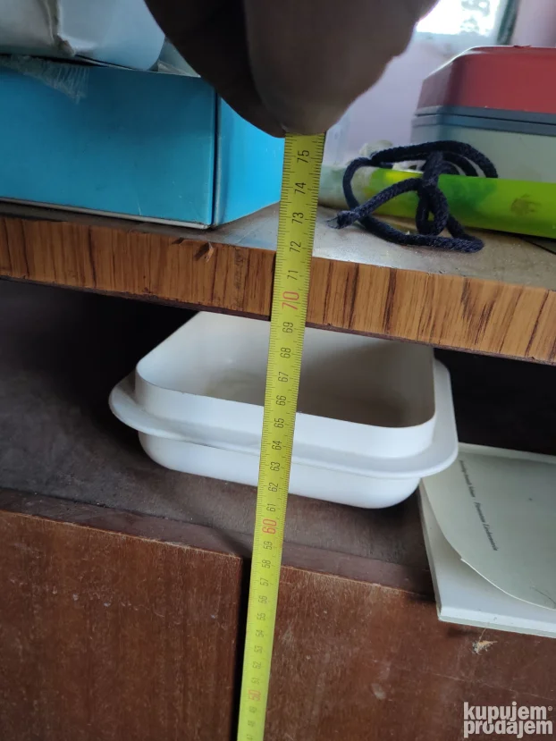 Radni sto za kancelarije