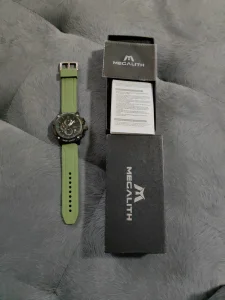 Megalith muski rucni sat