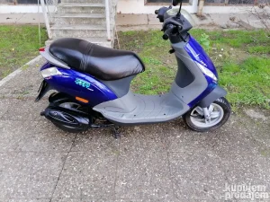 Piaggio zip 50
