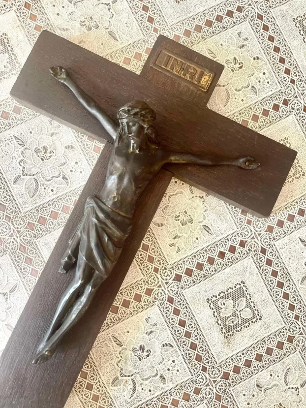 Krst Hrist raspeće u livenoj bronzi iz 1900.