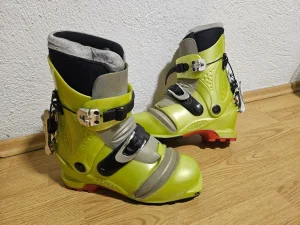 Turno pancerice cizme Scarpa gumeni Vibram dzon br. 40 26.0
