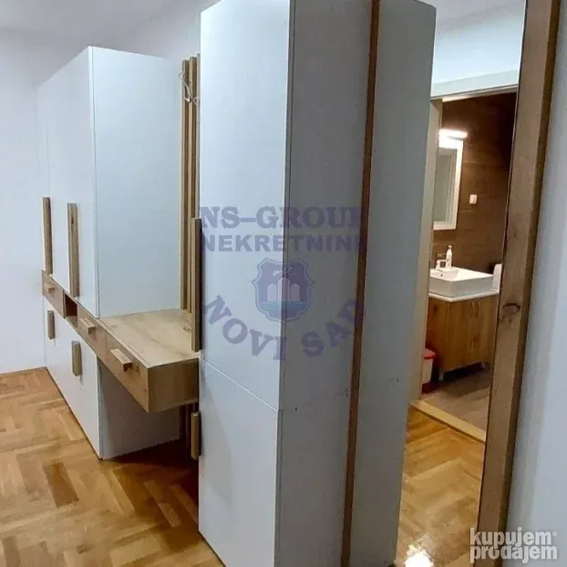 Trosoban, Centar, 62m2