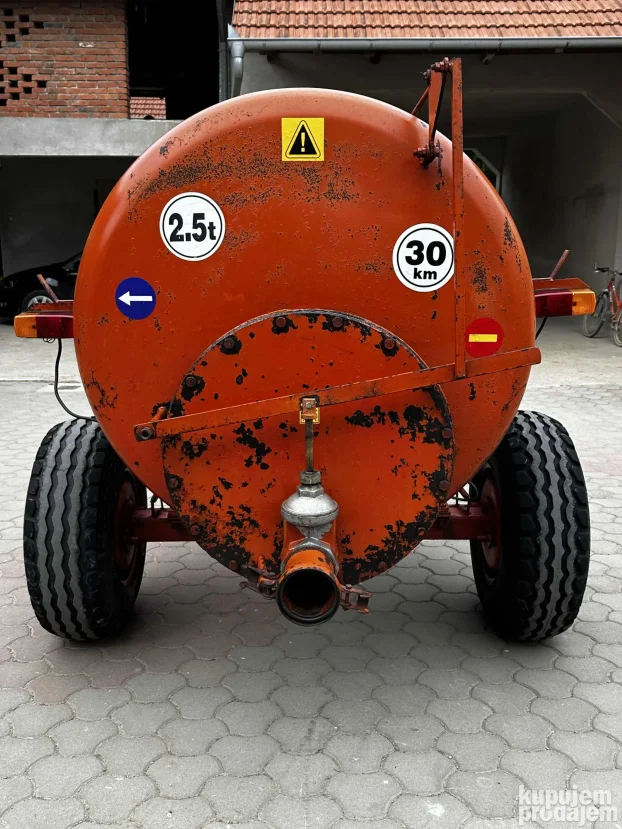 MAJEVICA Cisterna 2200 l