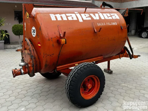 MAJEVICA Cisterna 2200 l