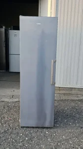 CYLINDA ELECTROLUX Vertikalni Zamrzivac 185cm Inox