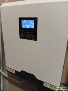 Solarni hibridni inverter 24V 3KW