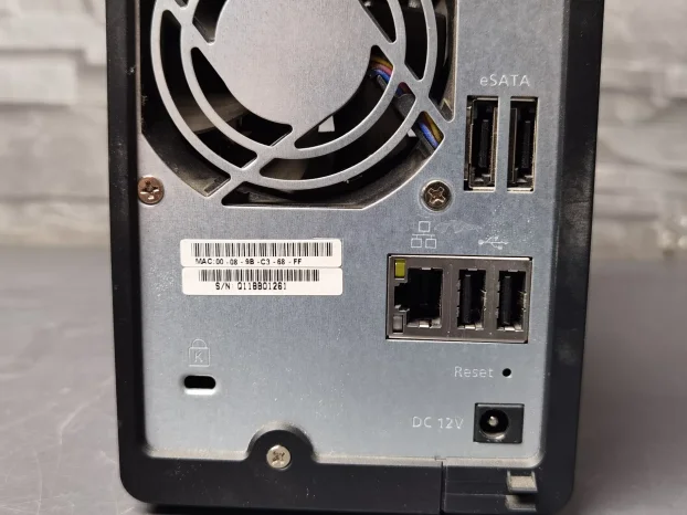 QNAP TS-219P II NAS Server za hard diskove