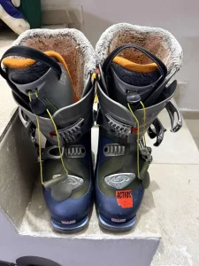 Salomon siam pancerice 37 broj