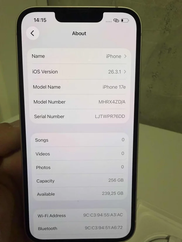 iPhone 17e 256GB Soft PINK