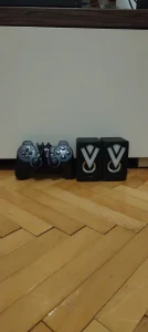 Joystick i zvucnici