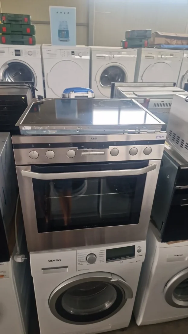 Ugradni šporet s ravnom pločom AEG