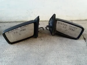 Retrovizor Nissan Sunny DESNI Mehanicki Nisan Sani