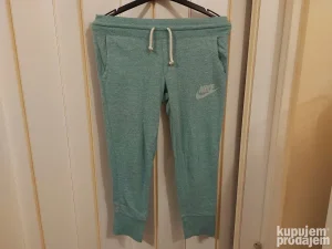 Nike donji deo trenerke veličina S