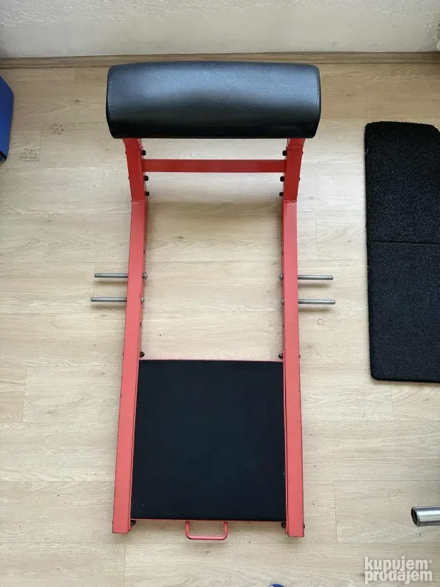 hip thrust-glute bridge
