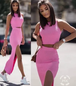 Kompleti 1 kom 1.350 dinara 2 kom 2000 dinara