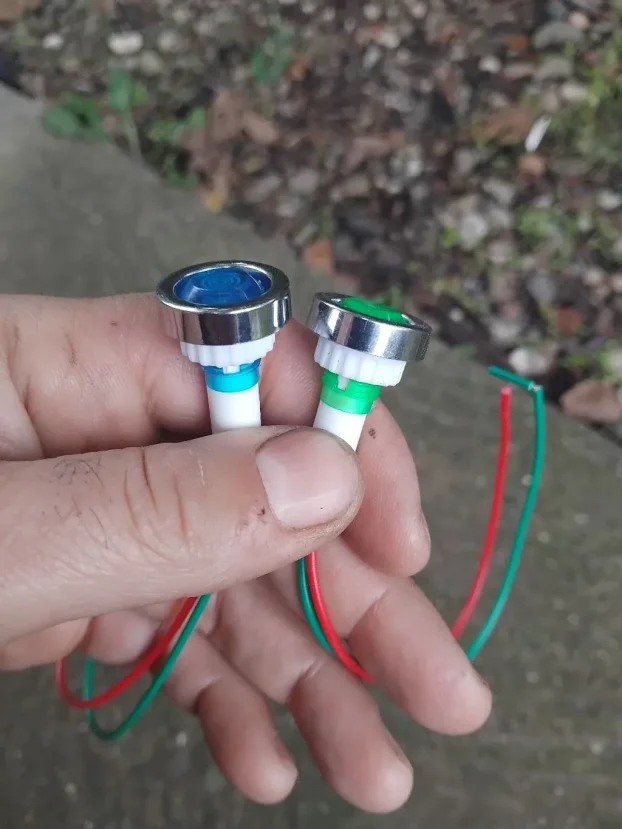 NOVO signalne indikator lampice za ficu zastava 750