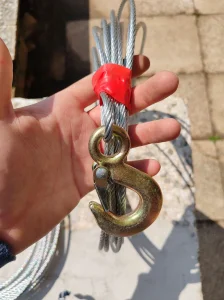 Prodaja sajli sa kukom