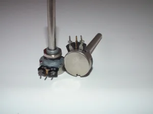 Piher 10K Log Carbon NOS