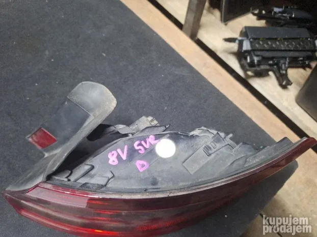 Stop svetlo a3 8v sportback desno