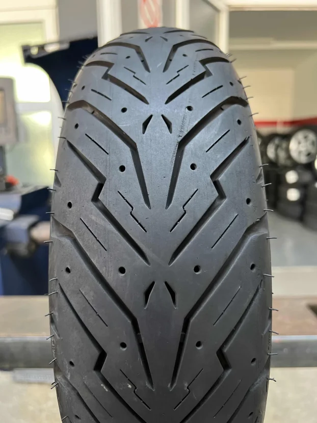 120/70-12 Pirelli Top