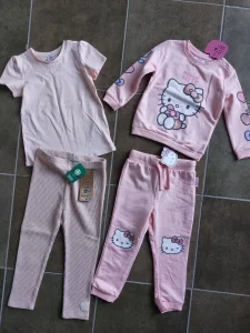 Trenerke Hello Kitty-majice-kupaći k-kutije-92-98(2-3g)-novo