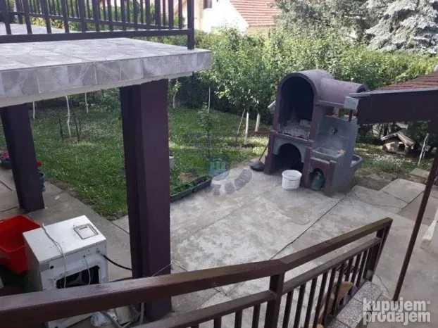 Kuća 75m2 Novi Ledinci