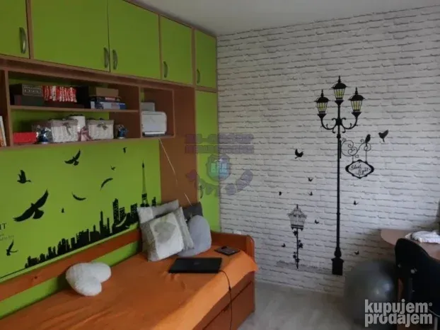 Kuća 75m2 Novi Ledinci