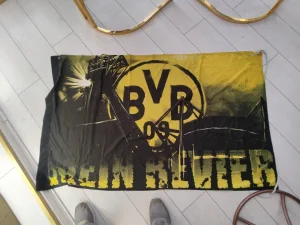 navijačka zastava FC Borusija Dortmund