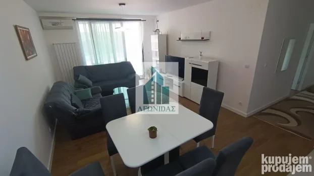 Planet Residence, Bulevar Nemanjica, 3.0 trosoban, 81 m²