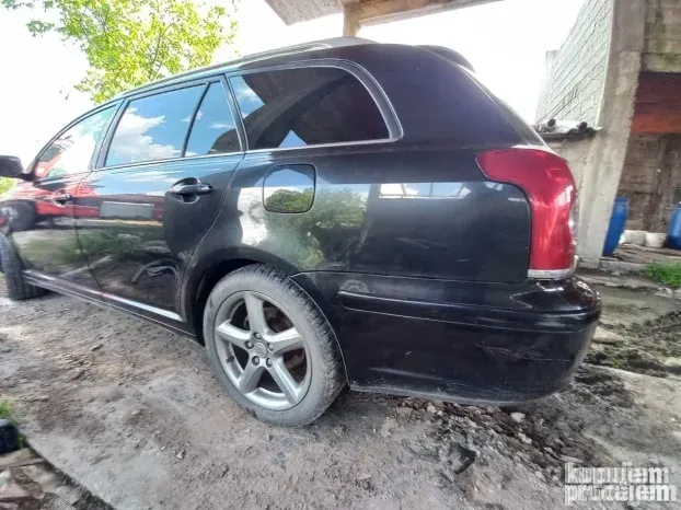 2007 Toyota Avensis Avensis za delove