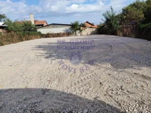 Kamenjar, plac,564m2