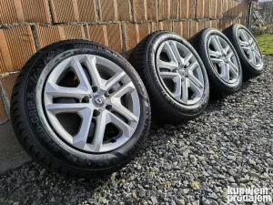 16" 5x114.3 RENAULT sa senzorima pritiska, dobrim 205/55 R16