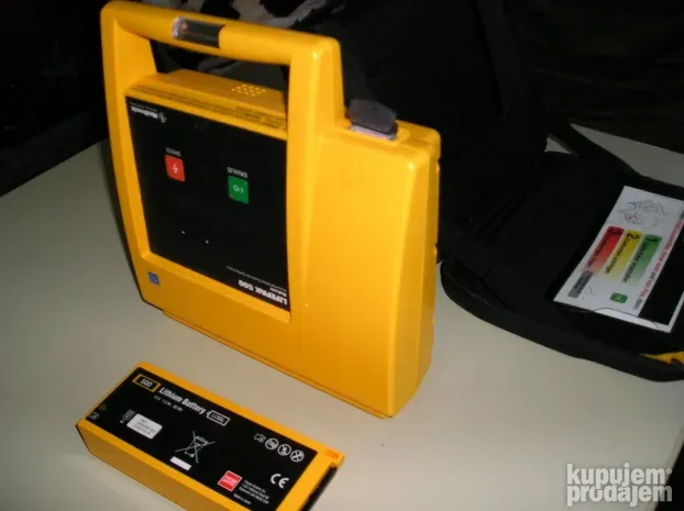 AED Defibrilator lifepak