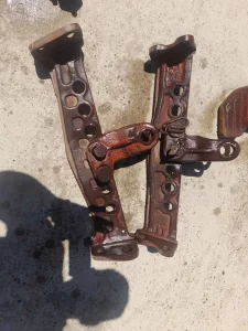 Donje poteznice za ruske traktore