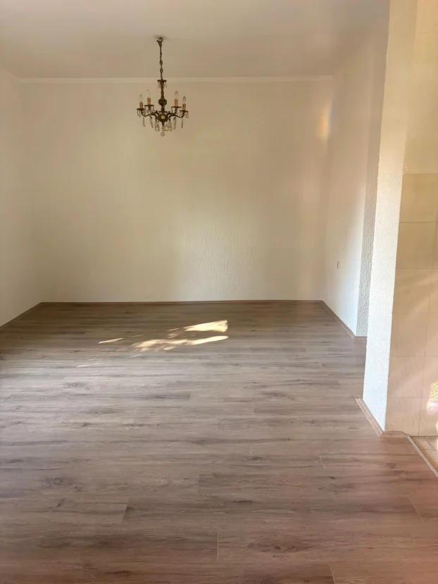 I s k o r i s t i t e novogodisnju akciju/ lux vikend kuca