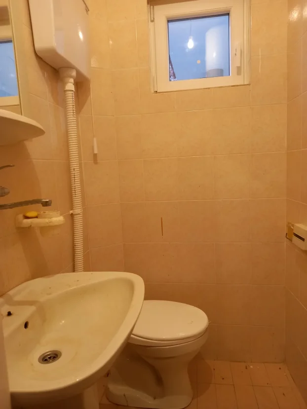 I s k o r i s t i t e novogodisnju akciju/ lux vikend kuca