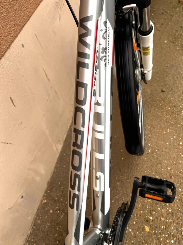 Bulls wildcross 28”