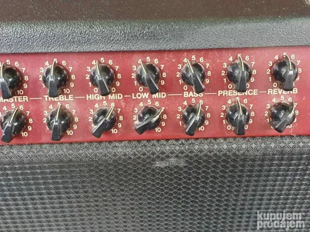 Yamaha DG60-112 Gitarsko Pojacalo