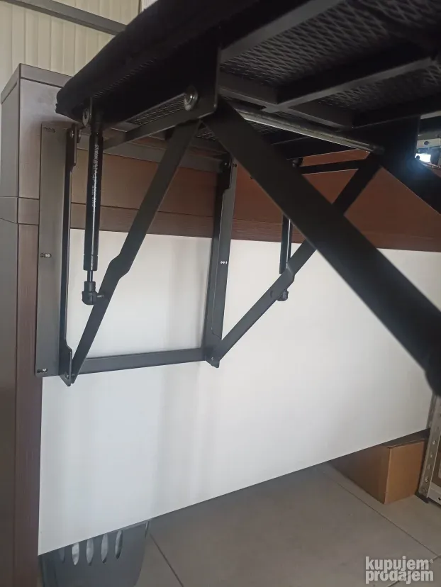 Ugradna daska za peglanje Starax-okov za namestaj