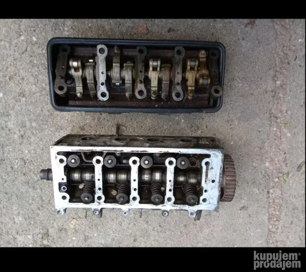 Glava motora Peugeot Citroen C3 1.4b,8 v