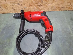 Milwaukee bušilica 630 w