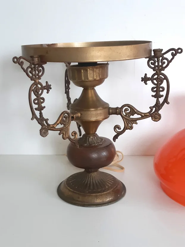 Vintage mesingana stona lampa